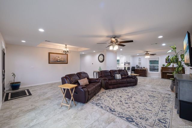 25951 Mahogony Trl, San Antonio, TX 78255