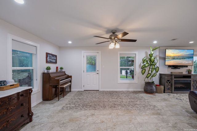 25951 Mahogony Trl, San Antonio, TX 78255