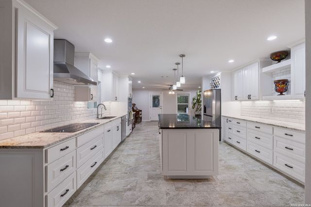25951 Mahogony Trl, San Antonio, TX 78255