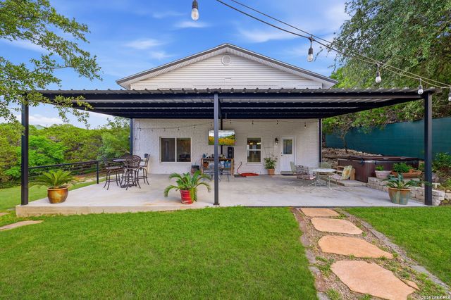 25951 Mahogony Trl, San Antonio, TX 78255