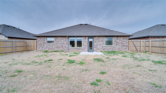 3969 S 152nd Avenue E, Tulsa, OK 74134