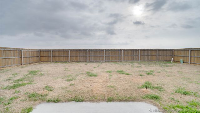 3969 S 152nd Avenue E, Tulsa, OK 74134