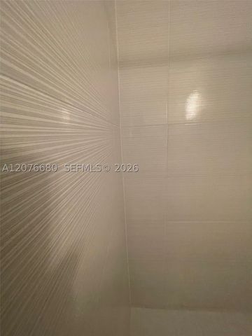 1077 SE 22nd Ave N8, Pompano Beach, FL 33062