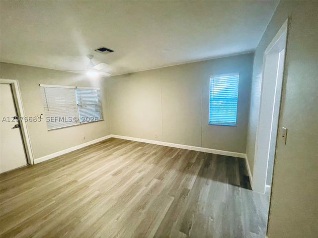 1077 SE 22nd Ave N8, Pompano Beach, FL 33062