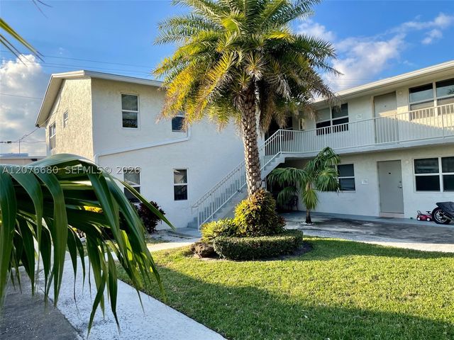 1077 SE 22nd Ave N8, Pompano Beach, FL 33062