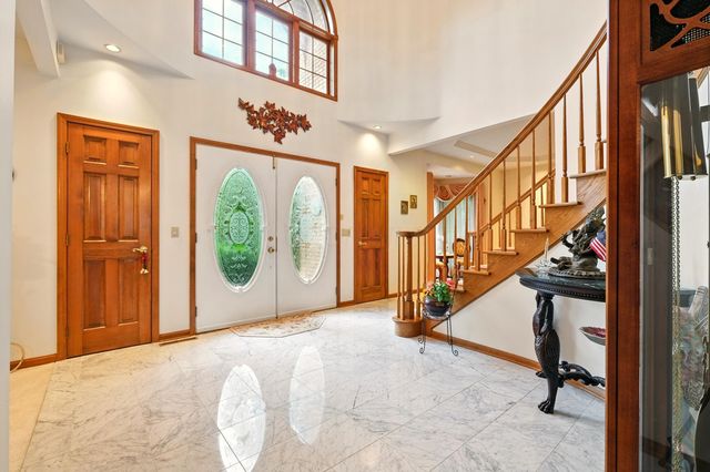 1515 Oak Run Court, Mansfield, OH 44906