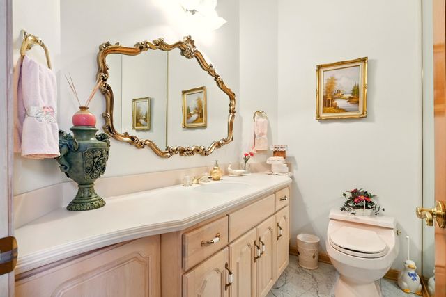 1515 Oak Run Court, Mansfield, OH 44906