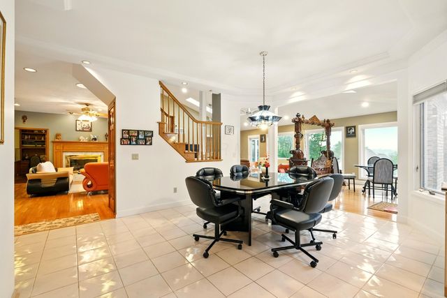 1515 Oak Run Court, Mansfield, OH 44906