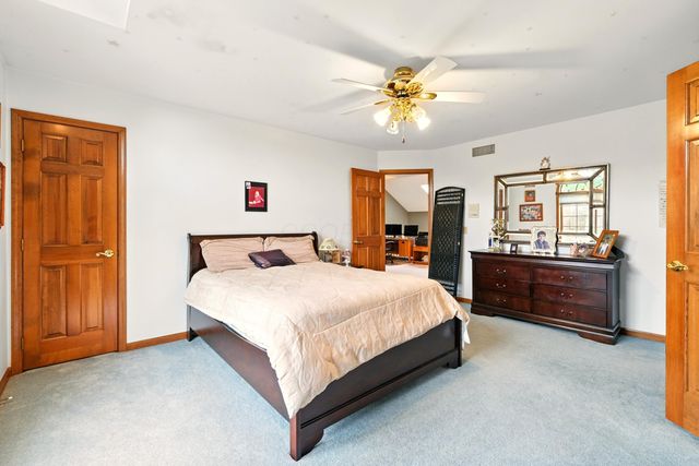 1515 Oak Run Court, Mansfield, OH 44906