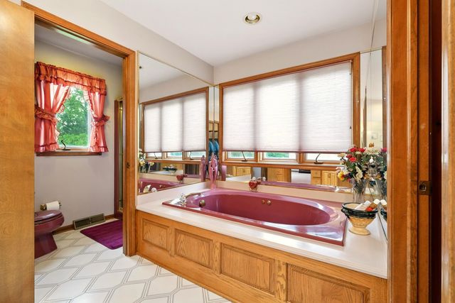 1515 Oak Run Court, Mansfield, OH 44906