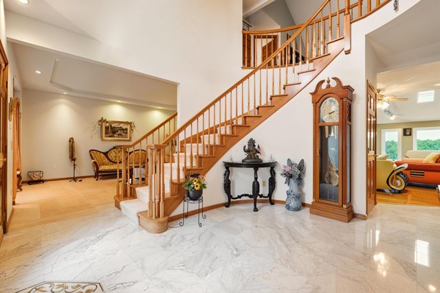 1515 Oak Run Court, Mansfield, OH 44906