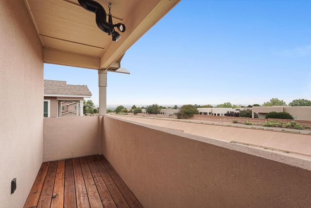 7405 Eagle Crest Avenue NE, Albuquerque, NM 87113