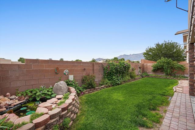 7405 Eagle Crest Avenue NE, Albuquerque, NM 87113