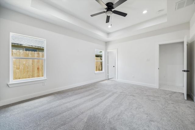 7947 Avenue F, Houston, TX 77012