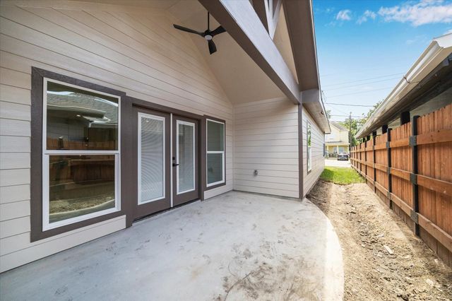 7947 Avenue F, Houston, TX 77012