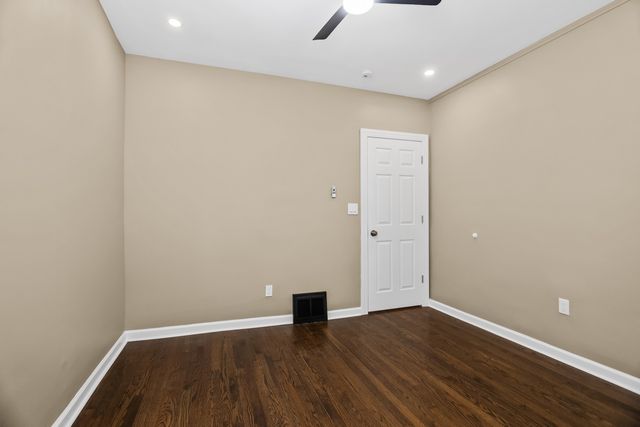 511 W 104TH Street, Chicago, IL 60628