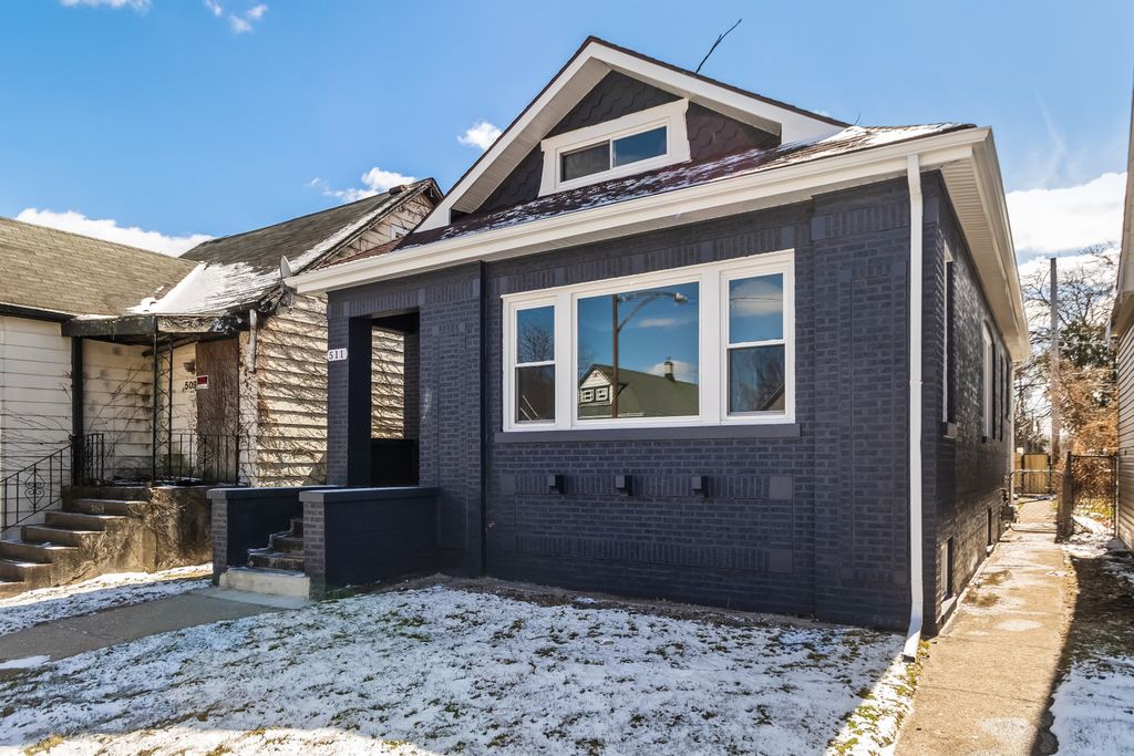 511 W 104TH Street, Chicago, IL 60628