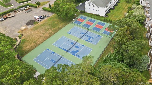606 Fox Hill Drive, Baiting Hollow, NY 11933