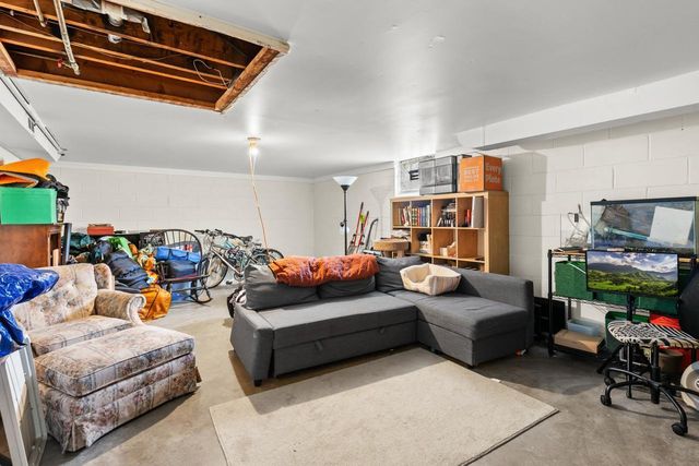 3009 39th Avenue S, Minneapolis, MN 55406