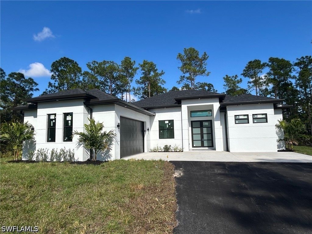 3307 12th AVE NE, Naples, FL 34120