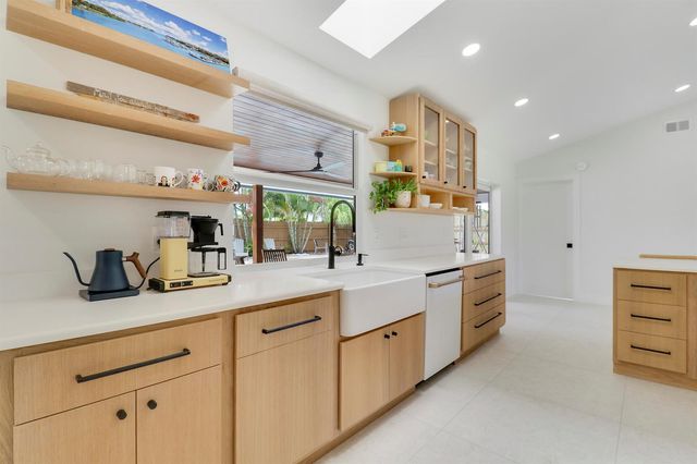30 Chestnut Trail, Tequesta, FL 33469