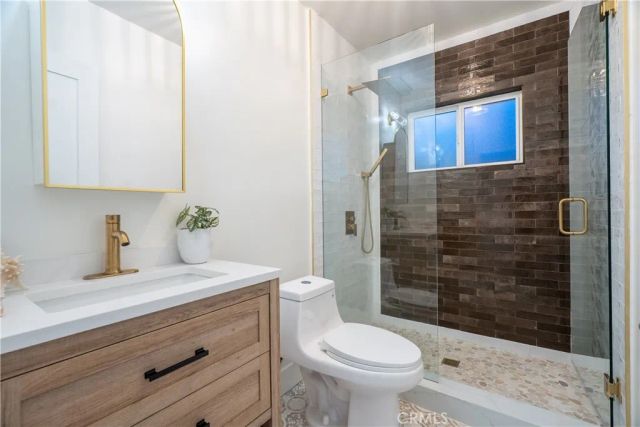 6325 Long Street, Los Angeles, CA 90043