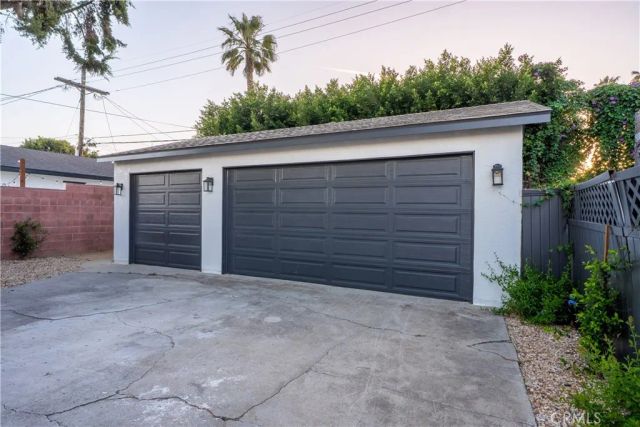 6325 Long Street, Los Angeles, CA 90043