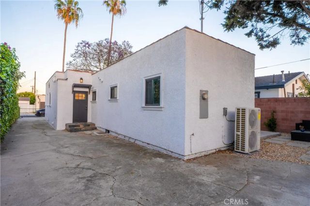 6325 Long Street, Los Angeles, CA 90043
