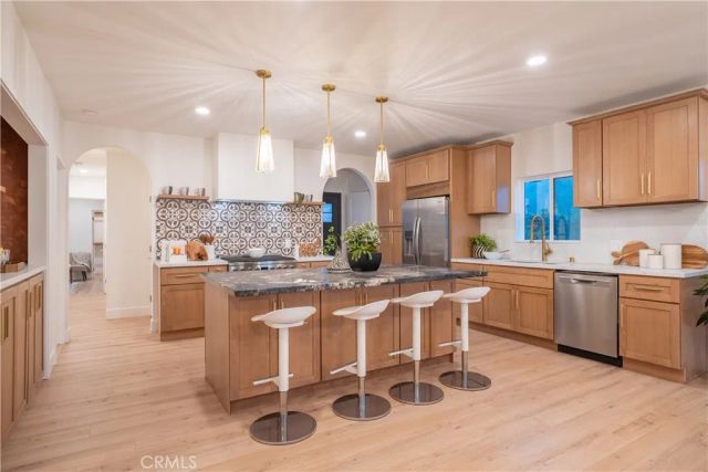 6325 Long Street, Los Angeles, CA 90043