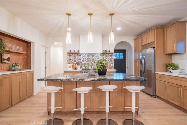 6325 Long Street, Los Angeles, CA 90043