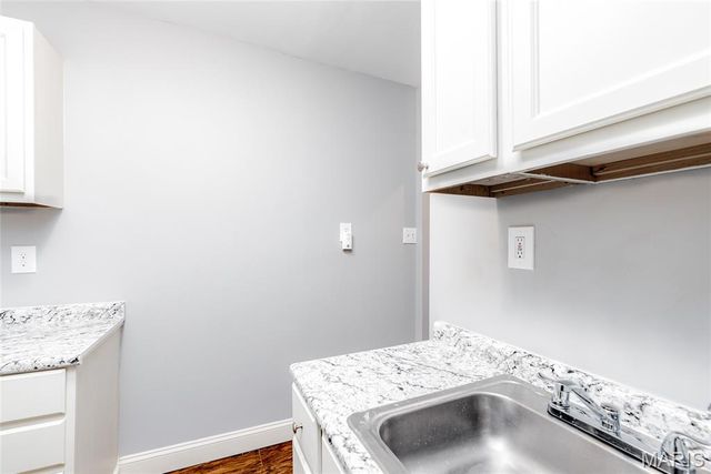 4219 Ellenwood Avenue, St Louis, MO 63116