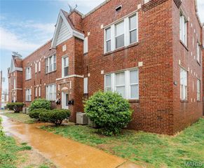 4219 Ellenwood Avenue, St Louis, MO 63116
