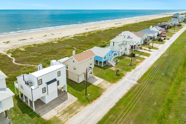 22002 Kennedy Drive, Galveston, TX 77554