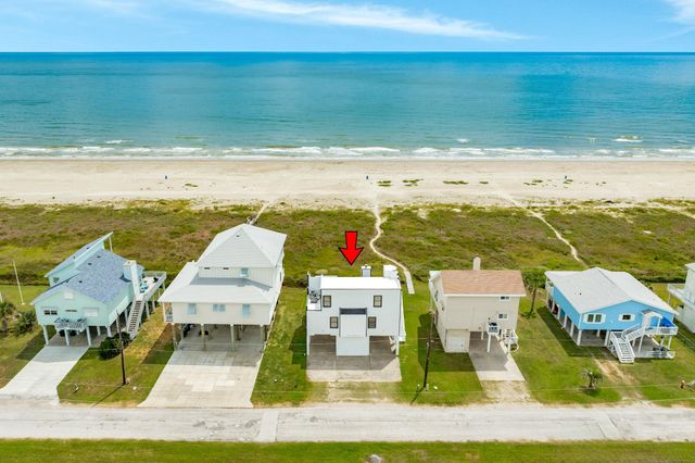22002 Kennedy Drive, Galveston, TX 77554