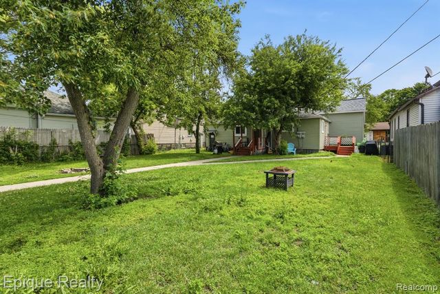 1807 10th Street, Port Huron, MI 48060