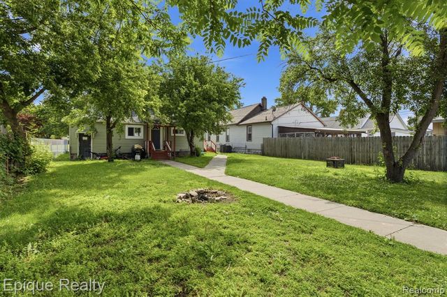 1807 10th Street, Port Huron, MI 48060