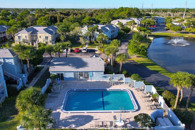 1627 SE Green Acres Cir Apt Z203, Port St Lucie, FL 34952