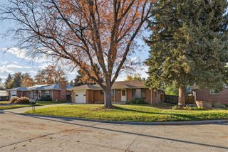 2555 Lewis Court, Lakewood, CO 80215