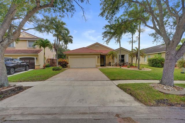 19473 NW 24th Pl, Pembroke Pines, FL 33029