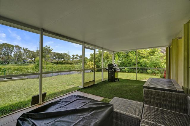 19473 NW 24th Pl, Pembroke Pines, FL 33029