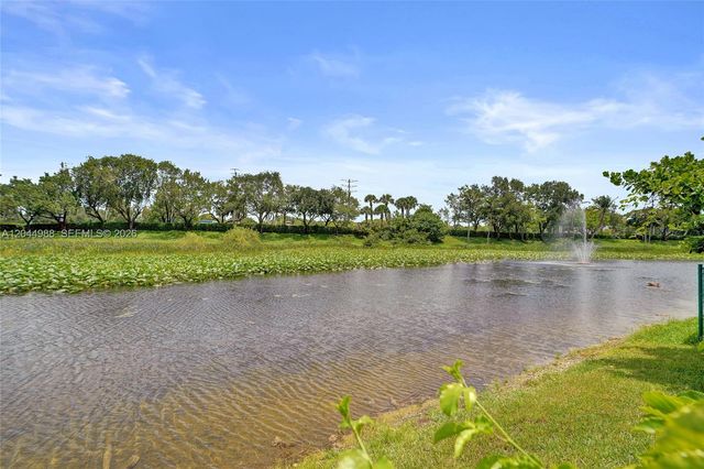 19473 NW 24th Pl, Pembroke Pines, FL 33029
