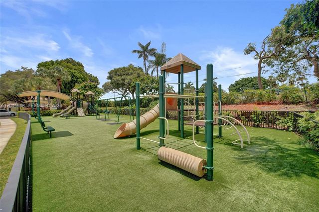 19473 NW 24th Pl, Pembroke Pines, FL 33029