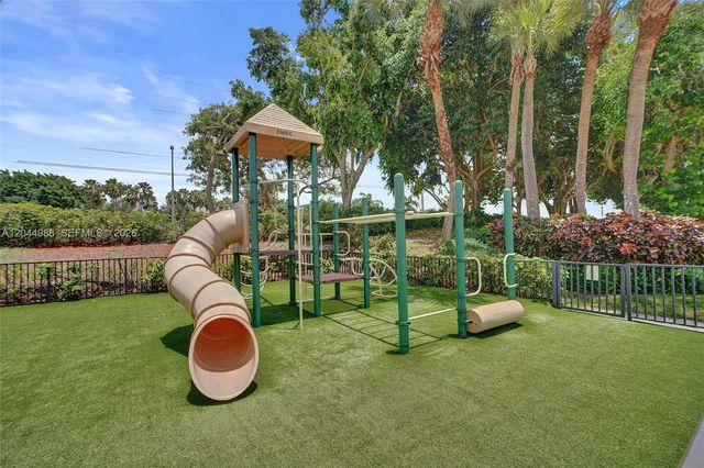 19473 NW 24th Pl, Pembroke Pines, FL 33029