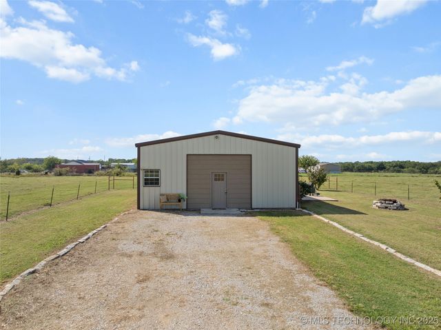 4480 Memorial Road, Lone Grove, OK 73443
