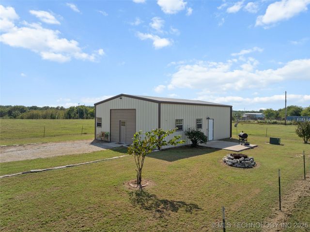 4480 Memorial Road, Lone Grove, OK 73443