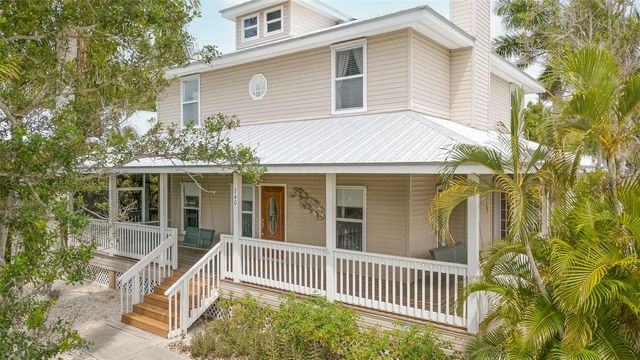 740 W VIRGINIA AVENUE, Punta Gorda, FL 33950