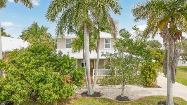 740 W VIRGINIA AVENUE, Punta Gorda, FL 33950