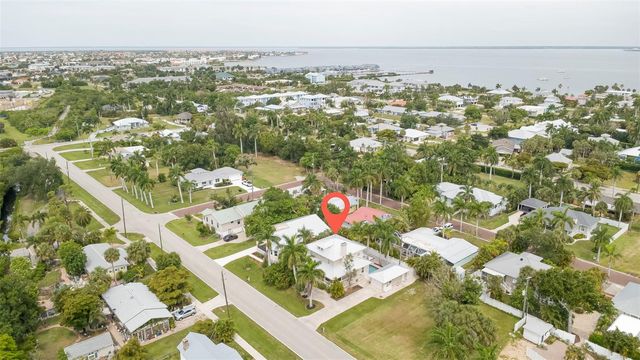 740 W VIRGINIA AVENUE, Punta Gorda, FL 33950