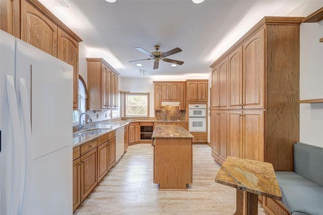 740 W VIRGINIA AVENUE, Punta Gorda, FL 33950