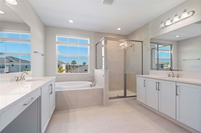 3341 WOODLAND BROOK WAY, Wesley Chapel, FL 33543